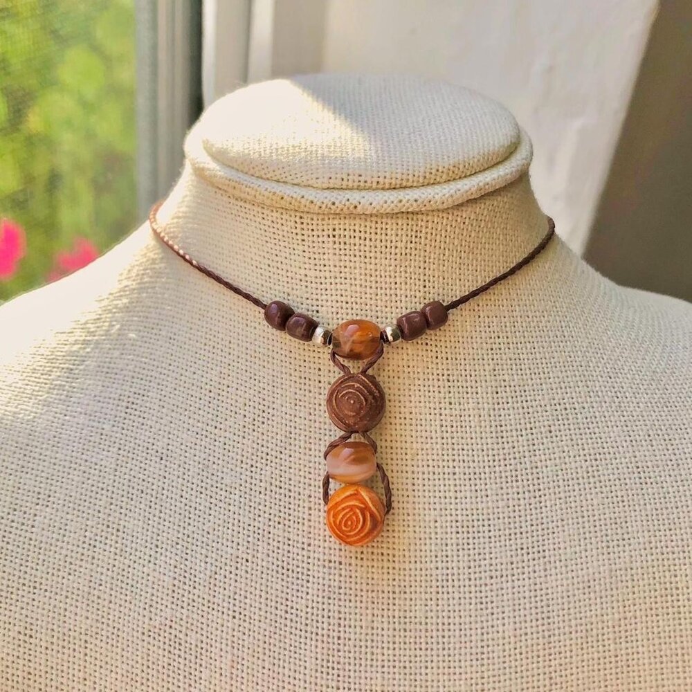 Earthy Grunge Coffee Orange 4 Rose Wooden Beaded Drop (Dark Brown) Necklace